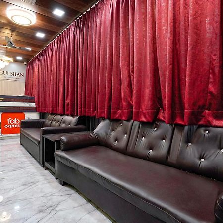 Fabexpress Gulshan Grand - Nr Gateway Of India Мумбаи Экстерьер фото