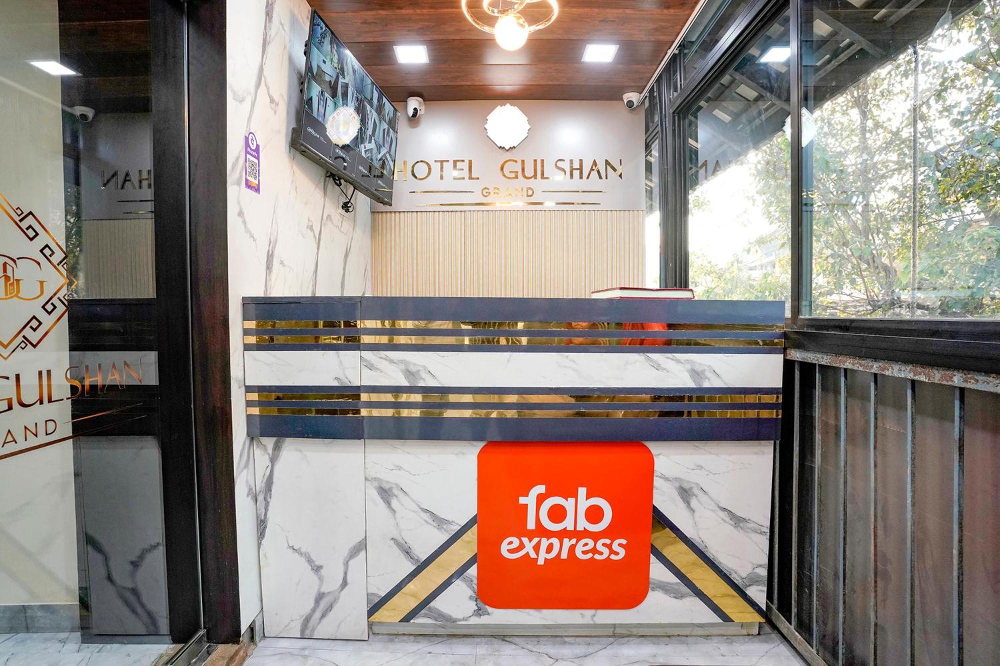 Fabexpress Gulshan Grand - Nr Gateway Of India Мумбаи Экстерьер фото